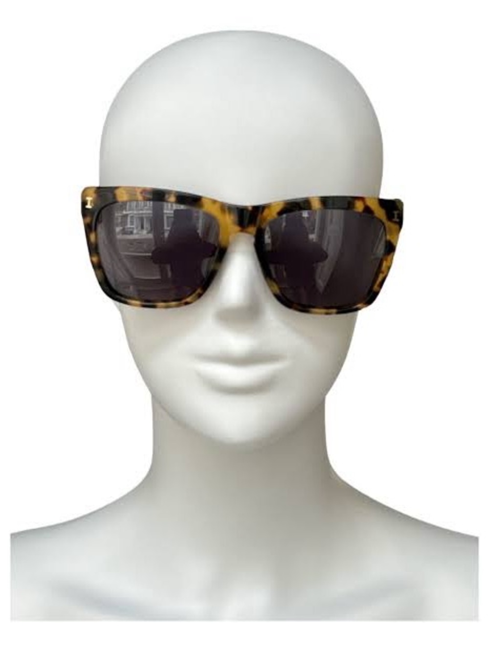 Illesteva Tortoiseshell Los Feliz Sunglasses